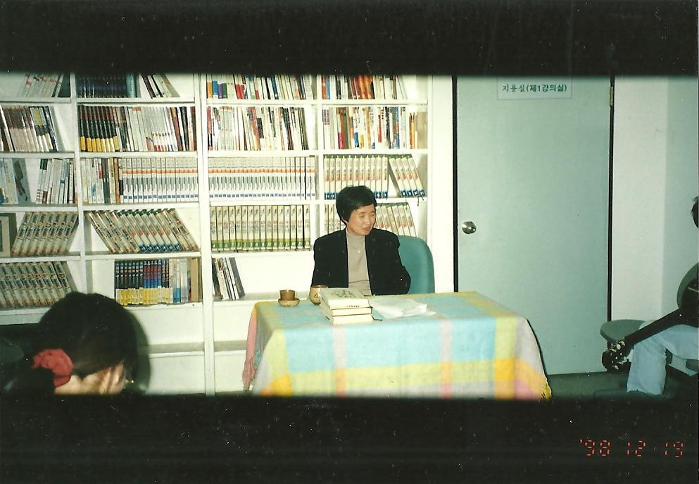 소설가 박완서 선생님 - 박완서.jpg