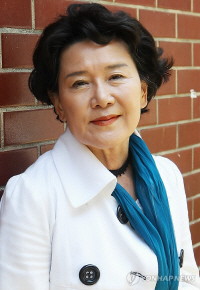 시인 유안진 선생님 김달진 문학상 수상 - 유안진시인.jpg